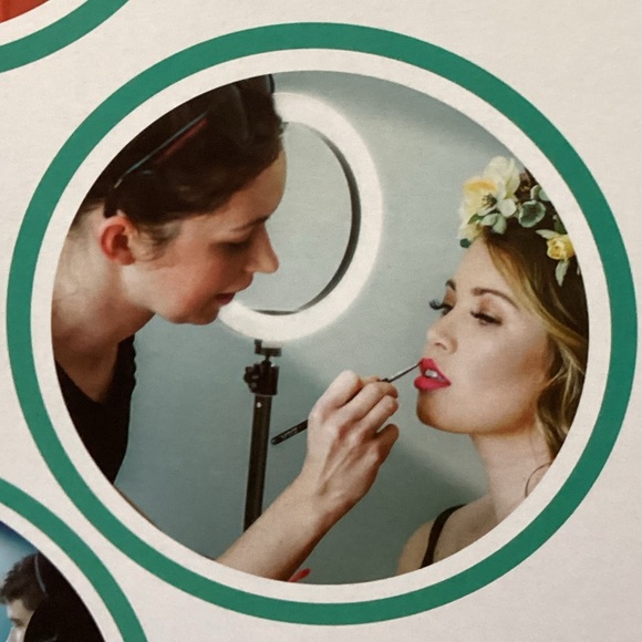 ADURO U-Stream Home Streaming Studio with 10” Light and Tripod, NIB - Picture 5 of 9